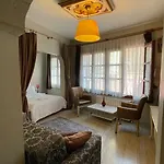 Chez Bore Hotel