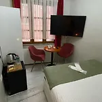 Hotel Chez Bore 3*