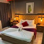 Hotel Chez Bore 3*