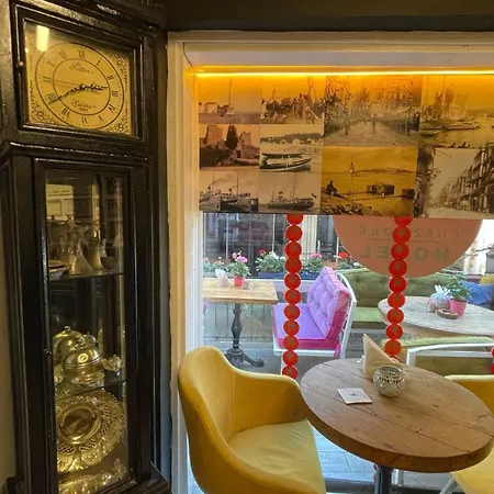 Chez Bore Hotel