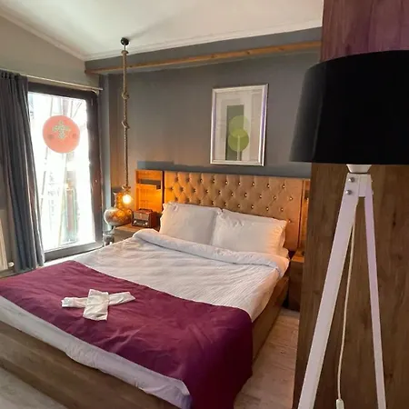 Chez Bore Hotell 3*