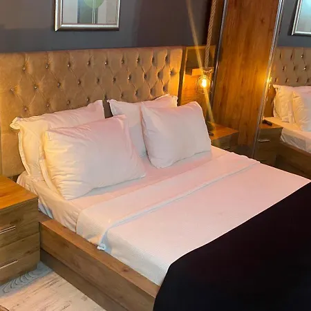 Hotel Chez Bore