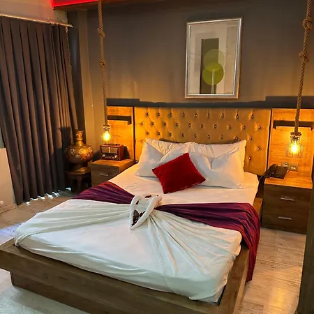 Ξενοδοχείο Chez Bore 3*